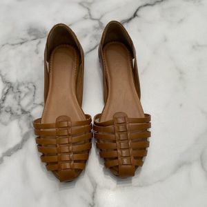 "Sidney" Flat Leather Sandals by Crevo